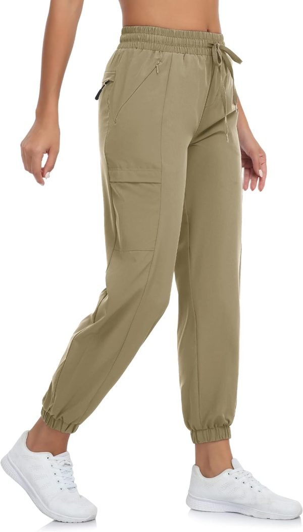 Women's Hiking Cargo Capri Pants Lightweight Quick Dry Joggers Outdoor Casual Travel Capris with Zipper Pockets
