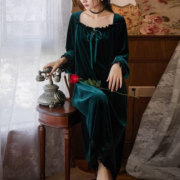 Women's Long Sleeve Nightgown Velvet Sleep Dress Ruffle Crew Neck Mid-length Nightdress