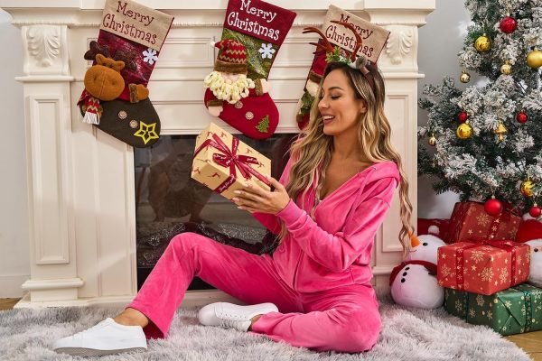 81-ufZvDrrL._AC_SL1500 Velour Track Suits for Women Set Fall Sweatsuits 2 Piece